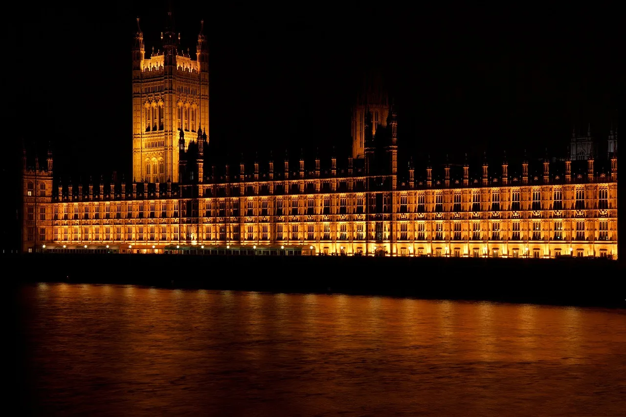 UK Government Unveils Targeted Tax Cuts to Combat Cost-of-Living Pressures